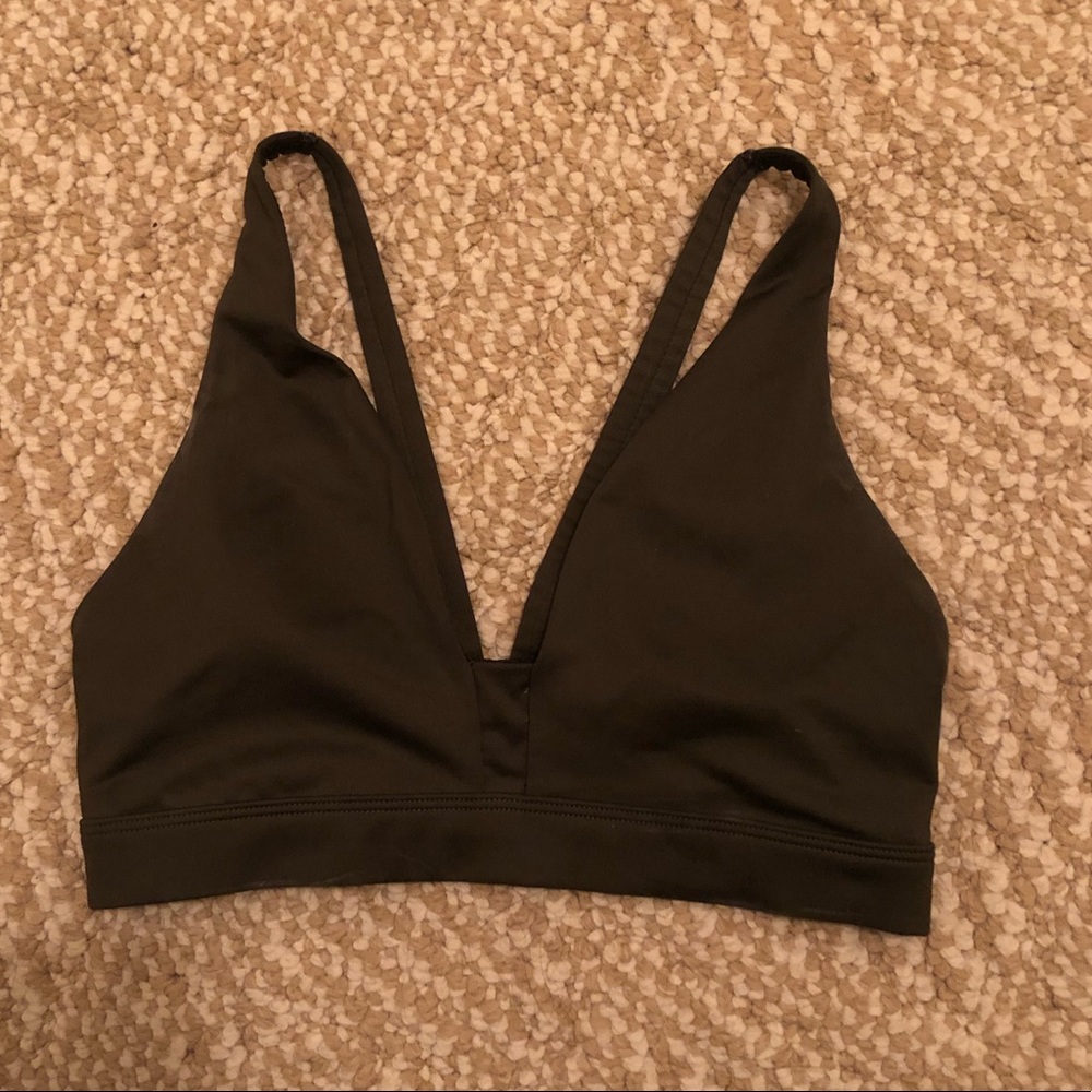 VS Sports Bra